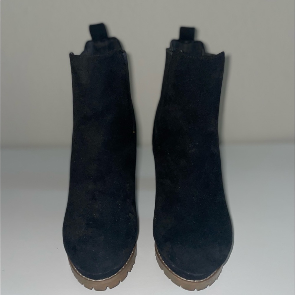 Suede Black Block Heel Ankle Booties 7 1/2